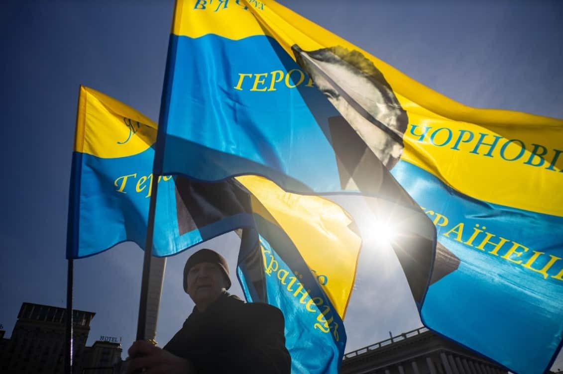 Ukrainian waving the Ukrainian flag