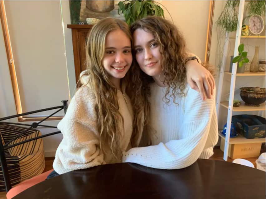 Julia Trachuk with her cousin, Nicola.