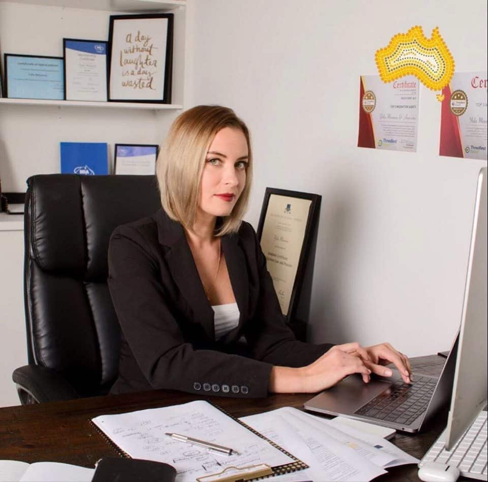 Yulia Moiseeva, Immigration agent