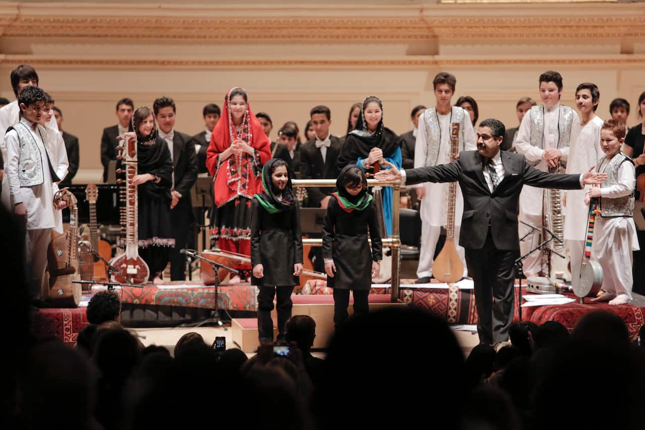 انستیتوت ملی موسیقی افغانستان در سال ۲۰۱۰ توسط داکتر سرمست تأسیس شد.