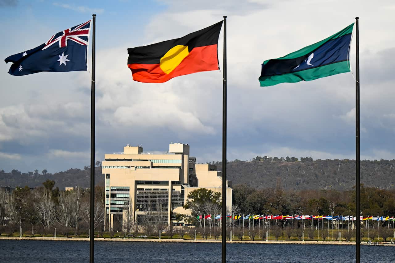 Australia Explained - Torres Strait flag