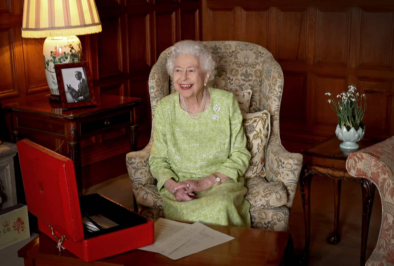 QE2 Queen Elizabeth II Platinum Jubilee Portrait