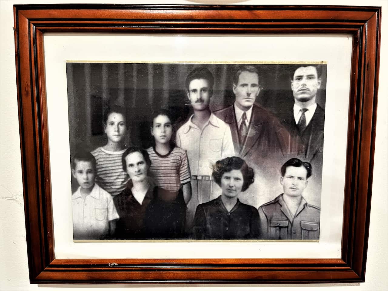 Perer Dourios's parents and siblings