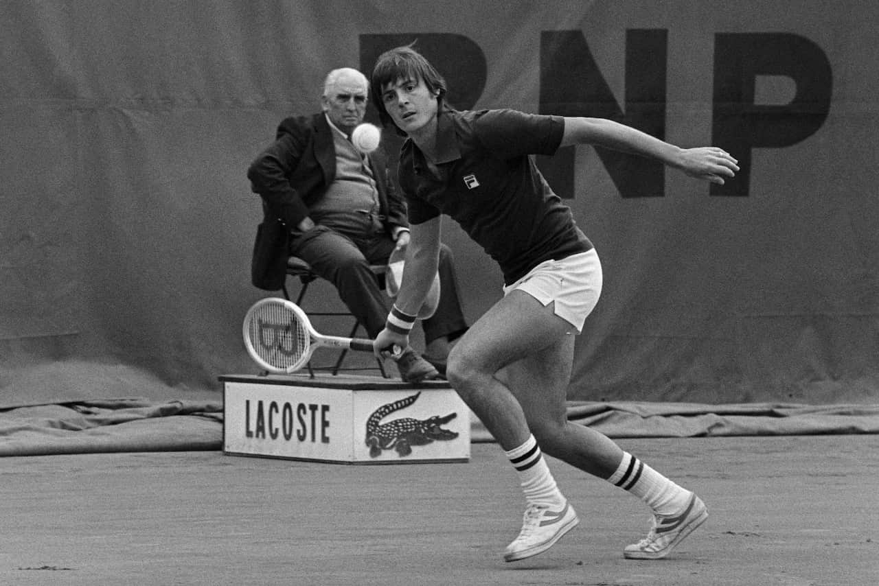 TENNIS-FRA-OPEN-1976-PANATTA-SOLOMON