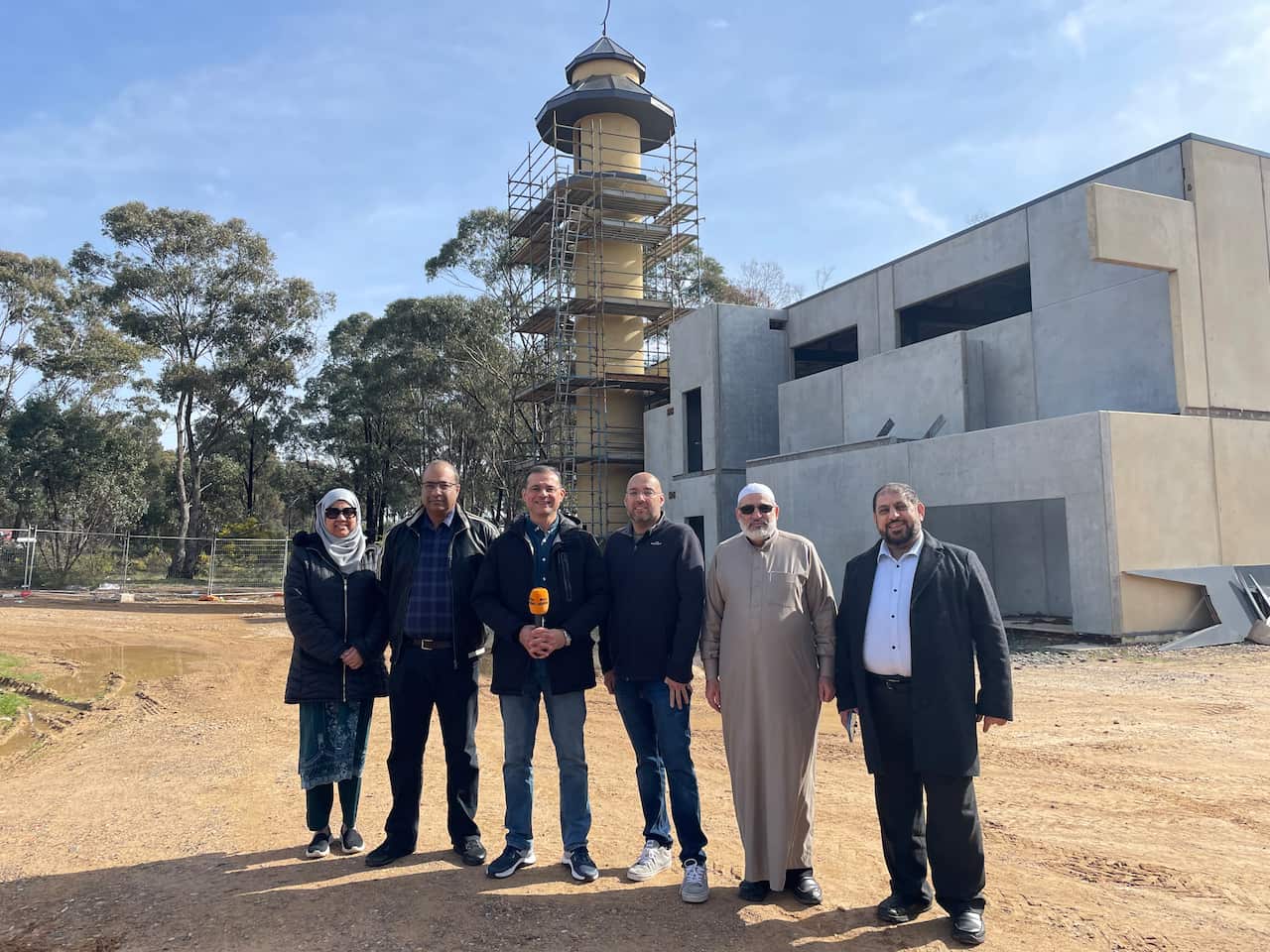 Bendigo Islamic centre executives with Alaa Al Tamimi from SBS.jpg