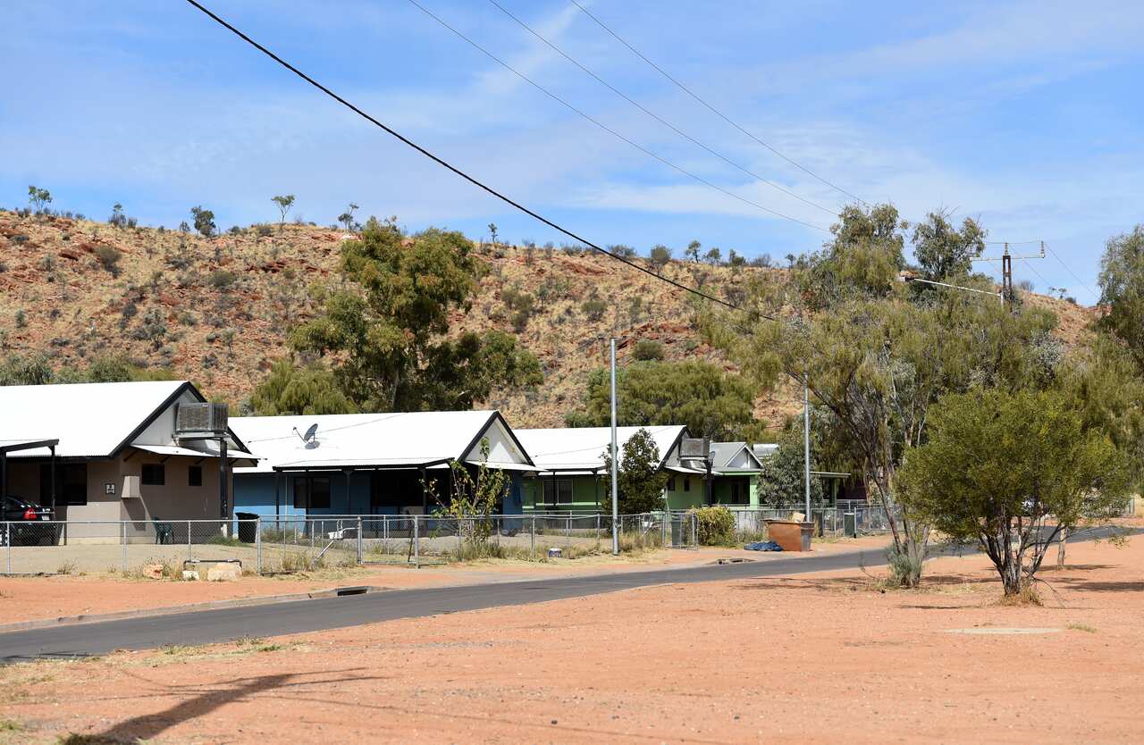 ALICE SPRINGS TOWN CAMPS HOUSING