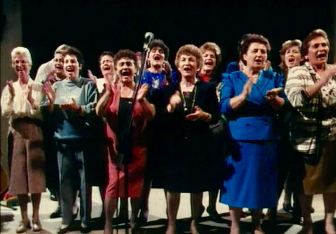 Un fotogramma del film The Joys of the Women