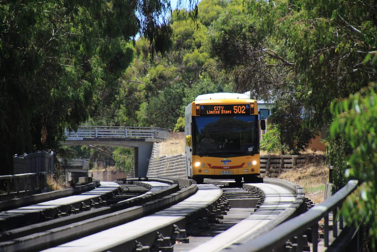 Adelaide O-Bahn Busway.jpg