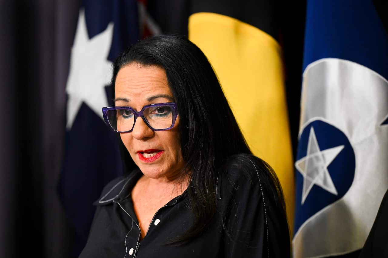 LINDA BURNEY REFERENDUM PRESSER