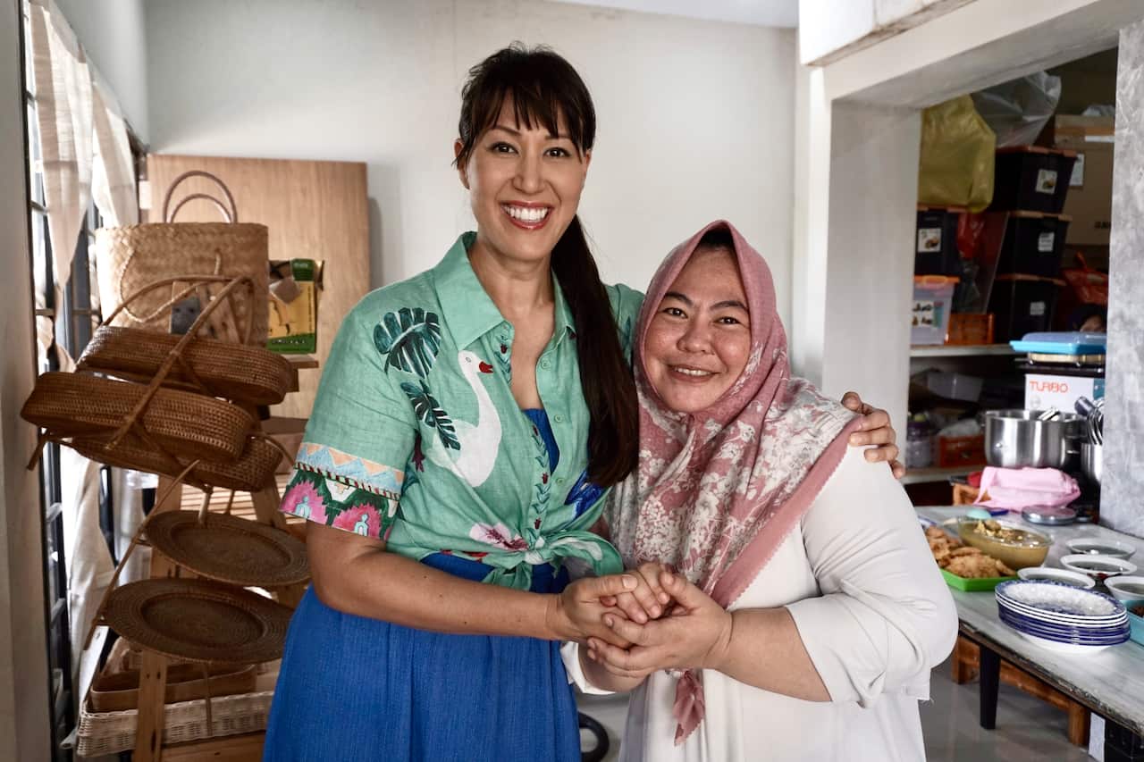 Lara Lee in Beyond Bali with Lara Lee