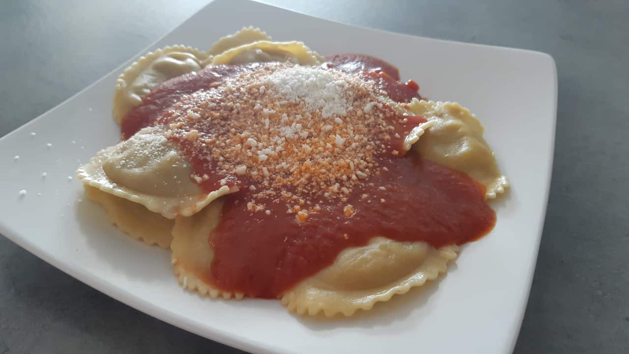 Ravioli with Kunserva Sauce.jpg