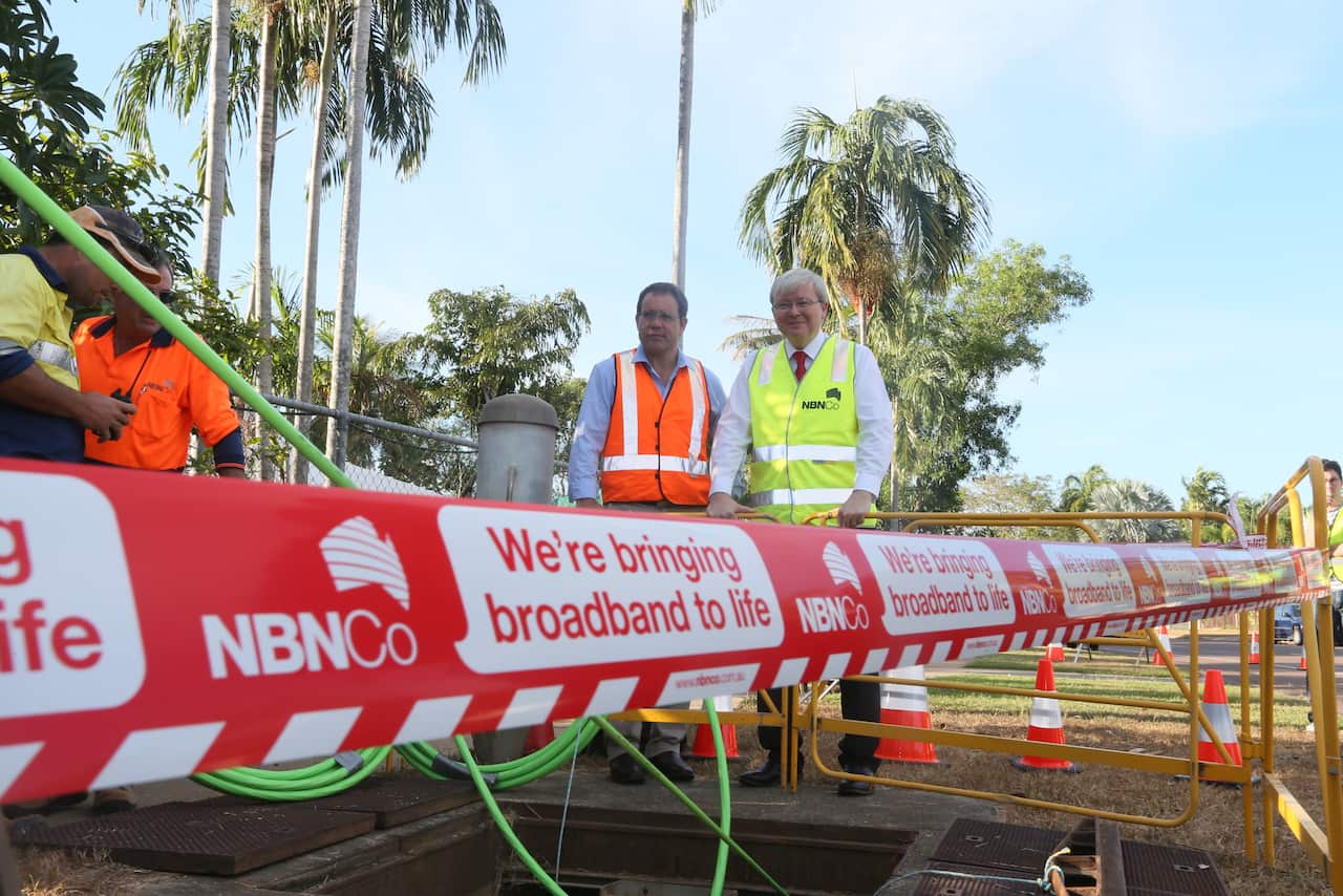 KEVIN RUDD FIBRE SITE VISIT