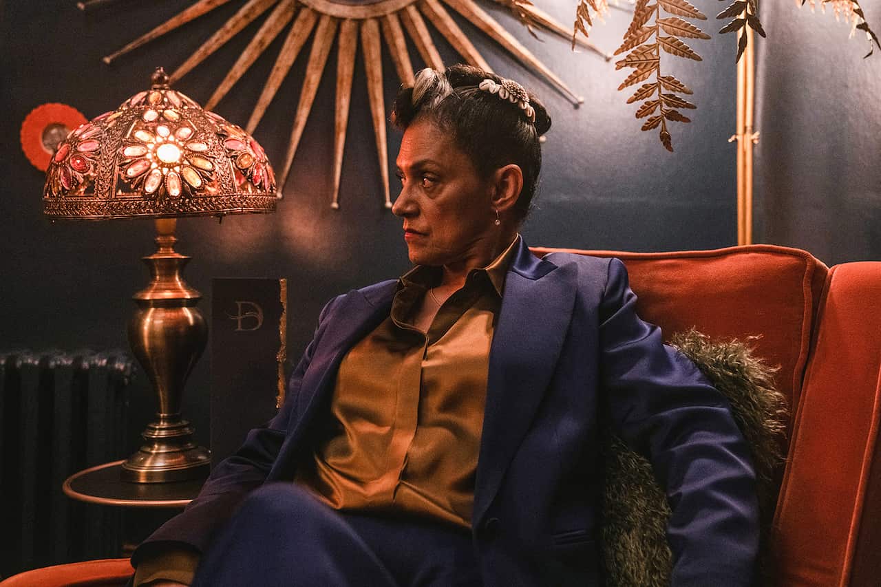 BLUE LIGHTS: SERIES 3: EPISODE 01