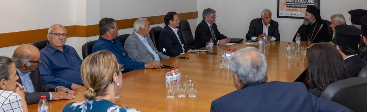 Αρχιεπίσκοπος Μακάριος Κοινότητα 6.jpg