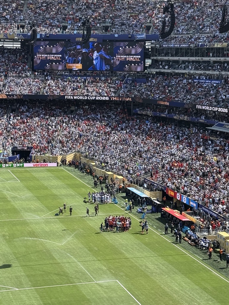 A photo of teams at the World Cup 2026 at the first hydration break from above.