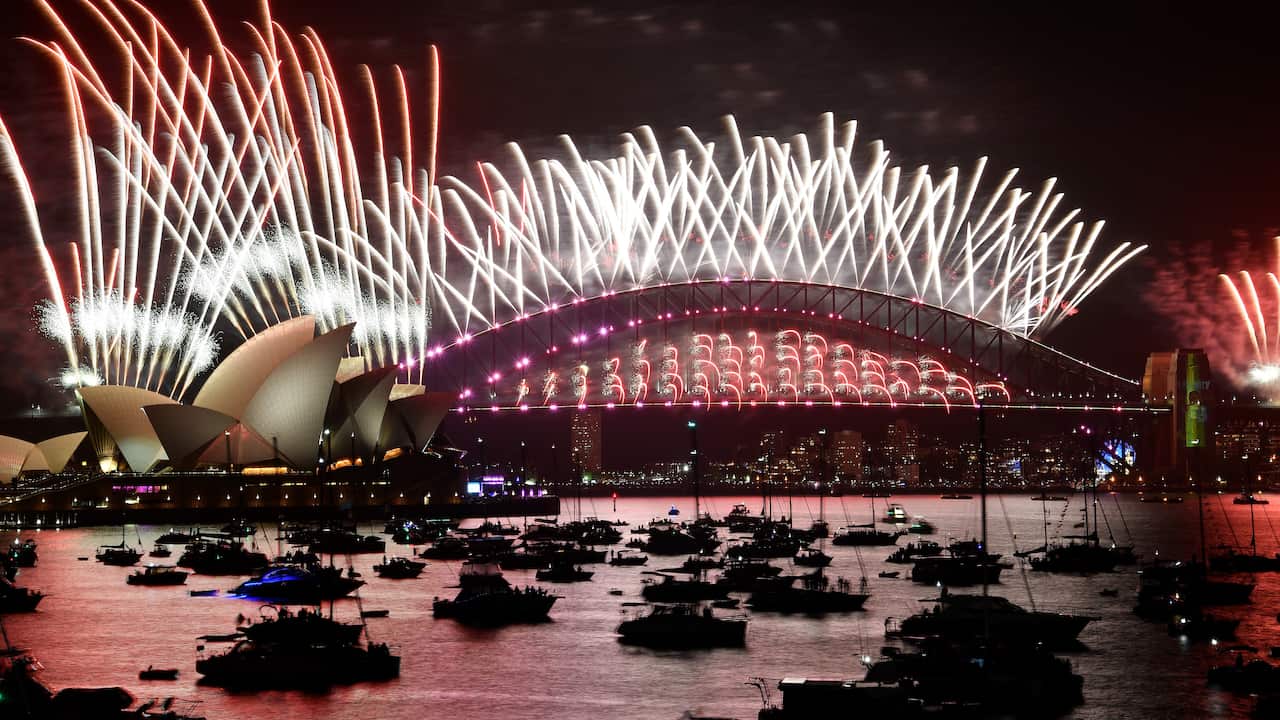 SYDNEY NYE FIREWORKS 2022