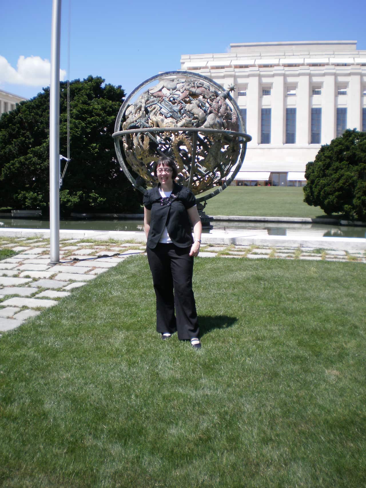 Gabrielle Trenbath, the author, standing in front of the UN headquarters