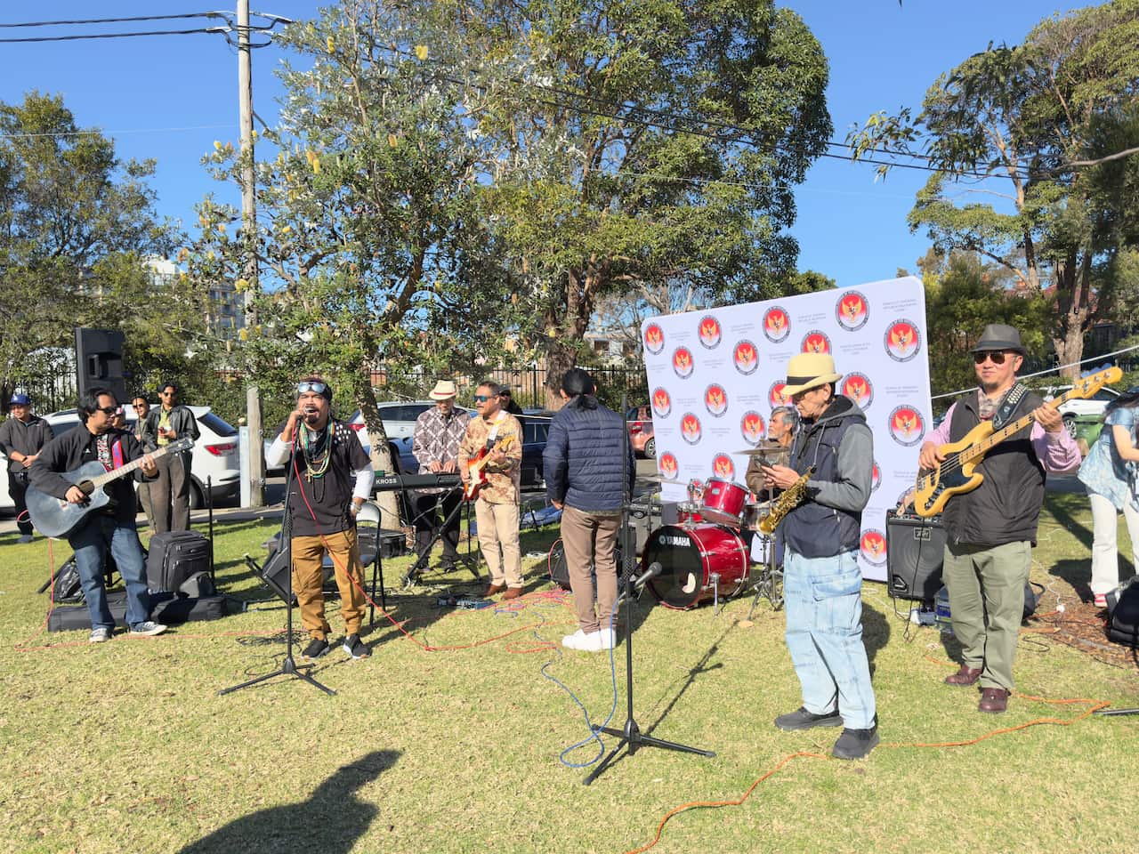 Indonesian musicians.jpg