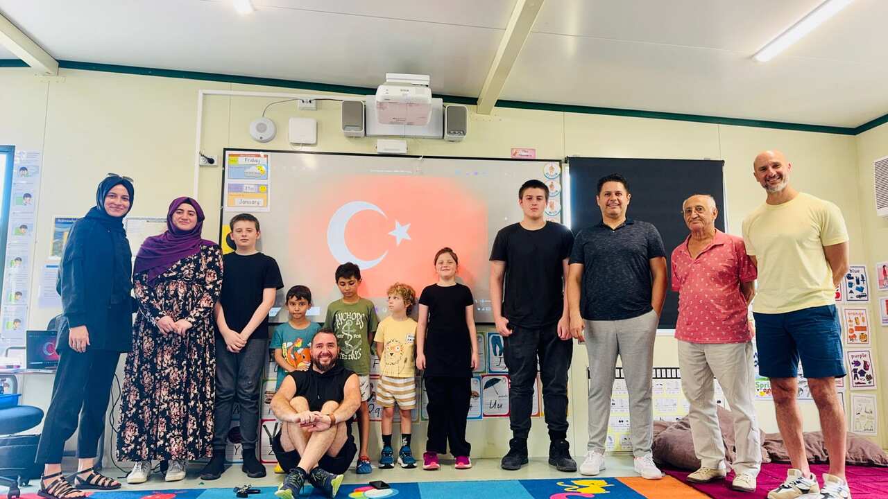 Logan Türkçe Okulu.jpg