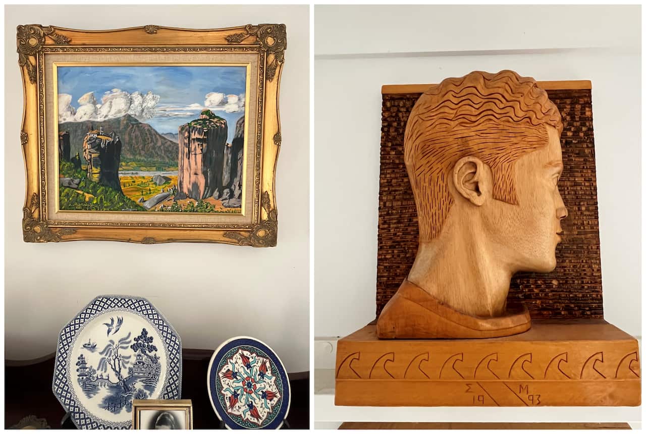 Δύο εικαστικά έργα του Σωτήρη Μανταλβάνου / SBS Greek / Panos Apostolou