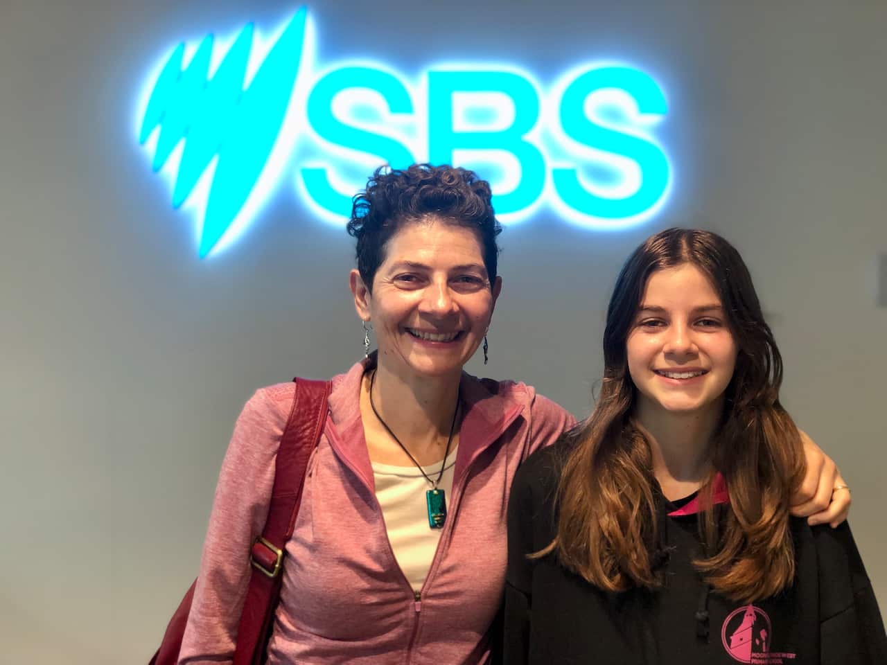 Mariaelena e Giorgia negli uffici di SBS