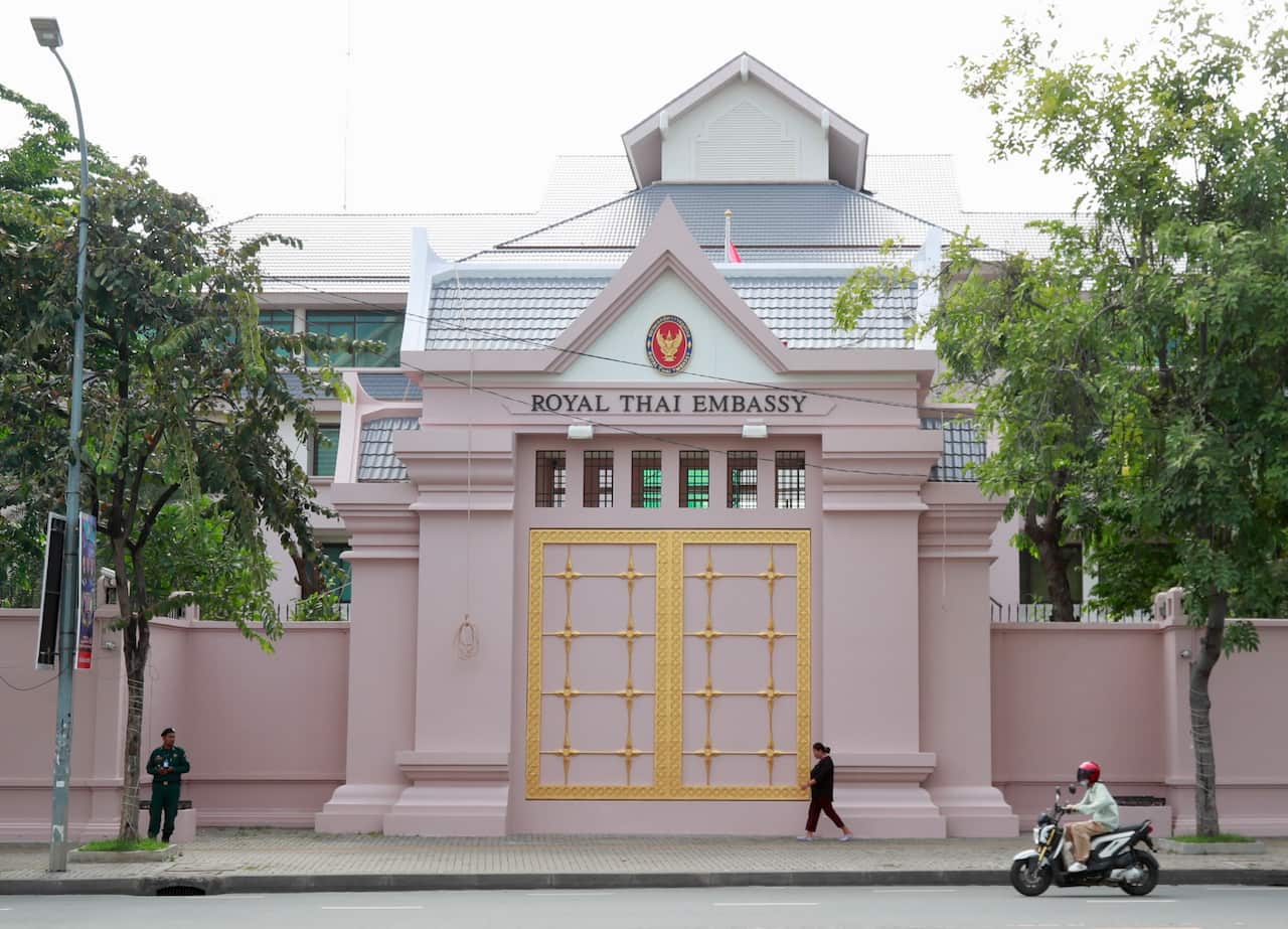 Thailand cuts diplomatic ties with Cambodia