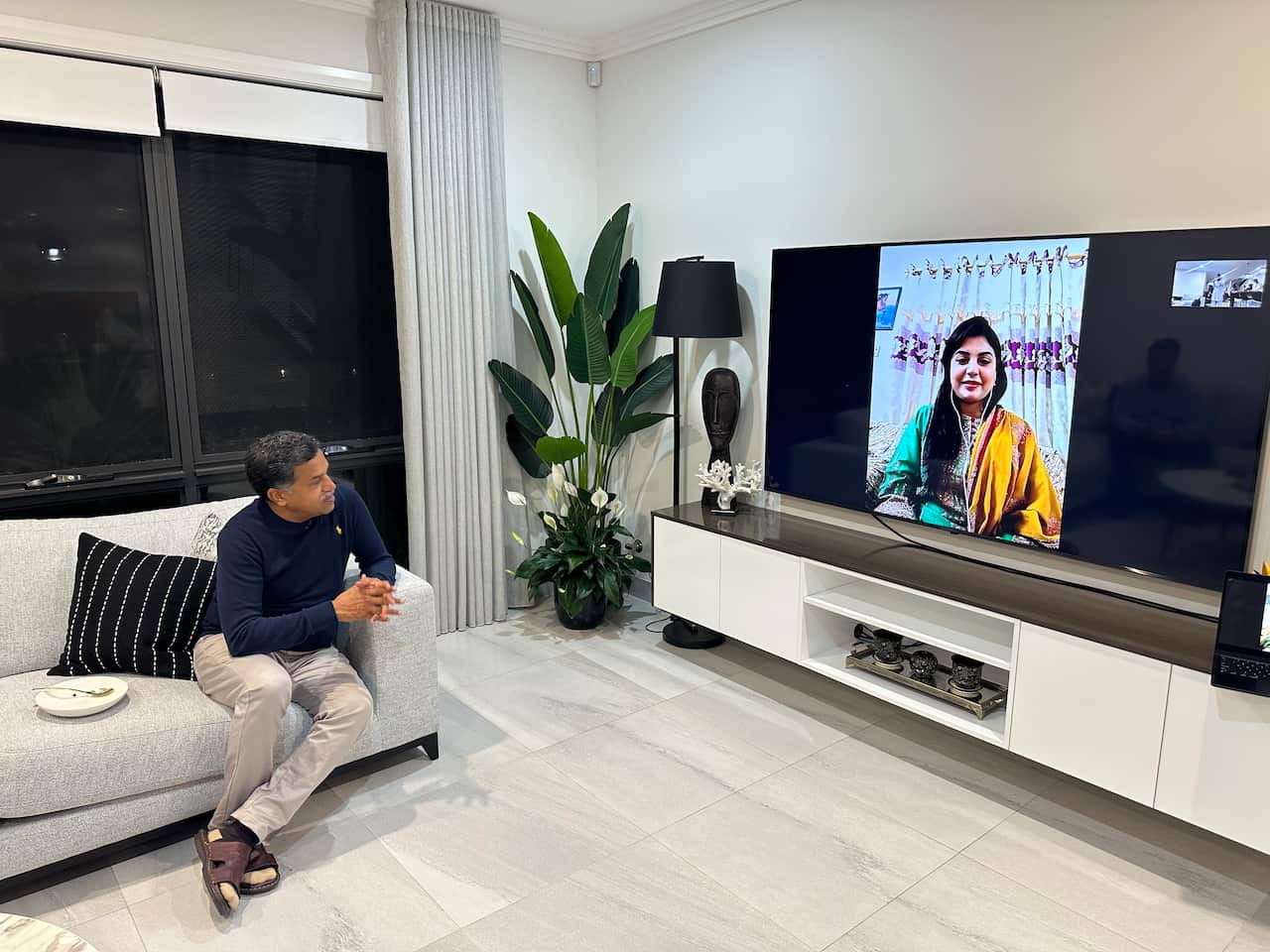 Mr Paul's daughter-in-law, Roha Samson, who recently got married and is awaiting a visa to come to Australia, joined the evening online from Pakistan.