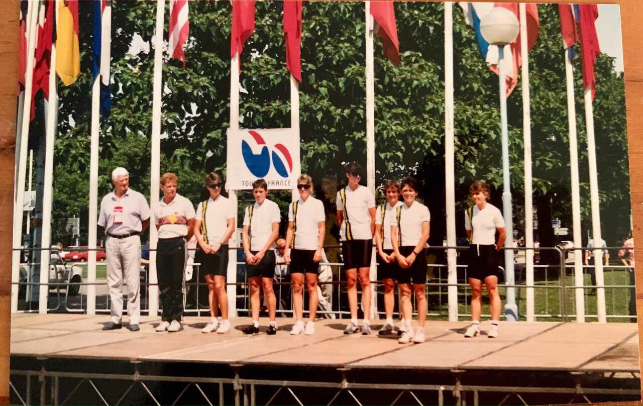 Kathy Watt being presented with the Australian team at the 1988 Tour de France Feminin