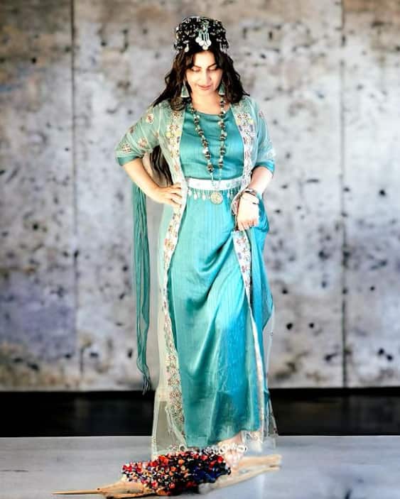 blue kurdish dress Hezil Xaftan – House of Xezal main image 1