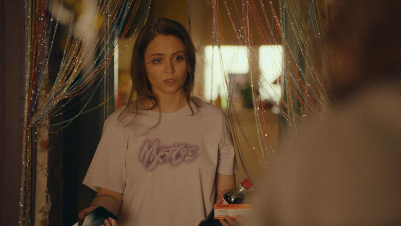 Vivild Falk Berg as Emma in Nepobaby.