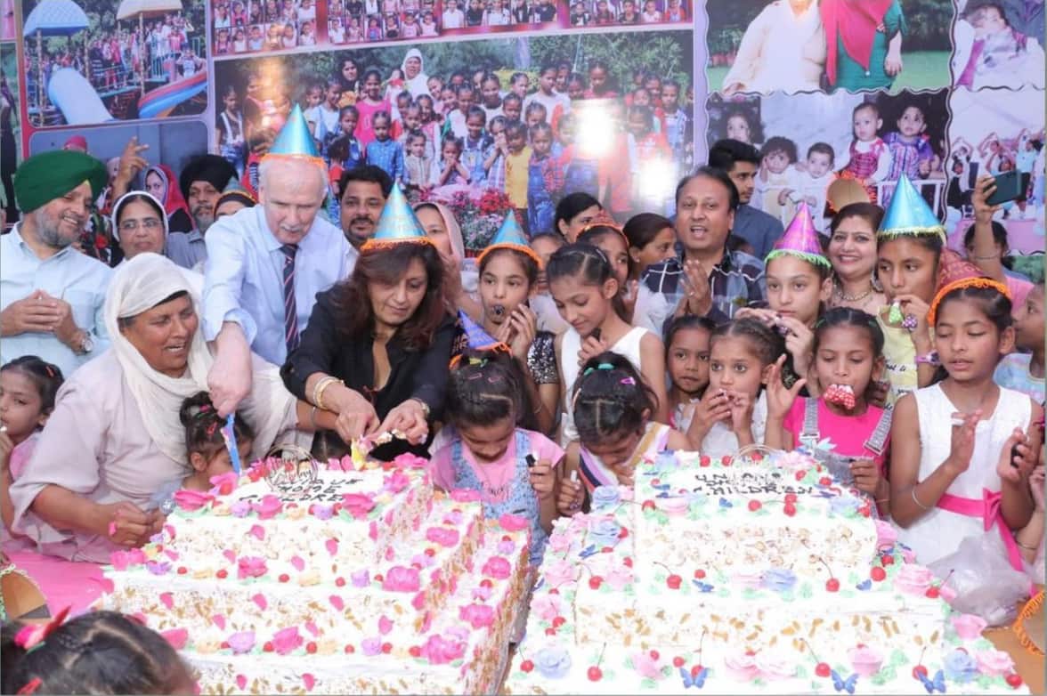 Pakash Kaur Unique Home Birthday Celebration 