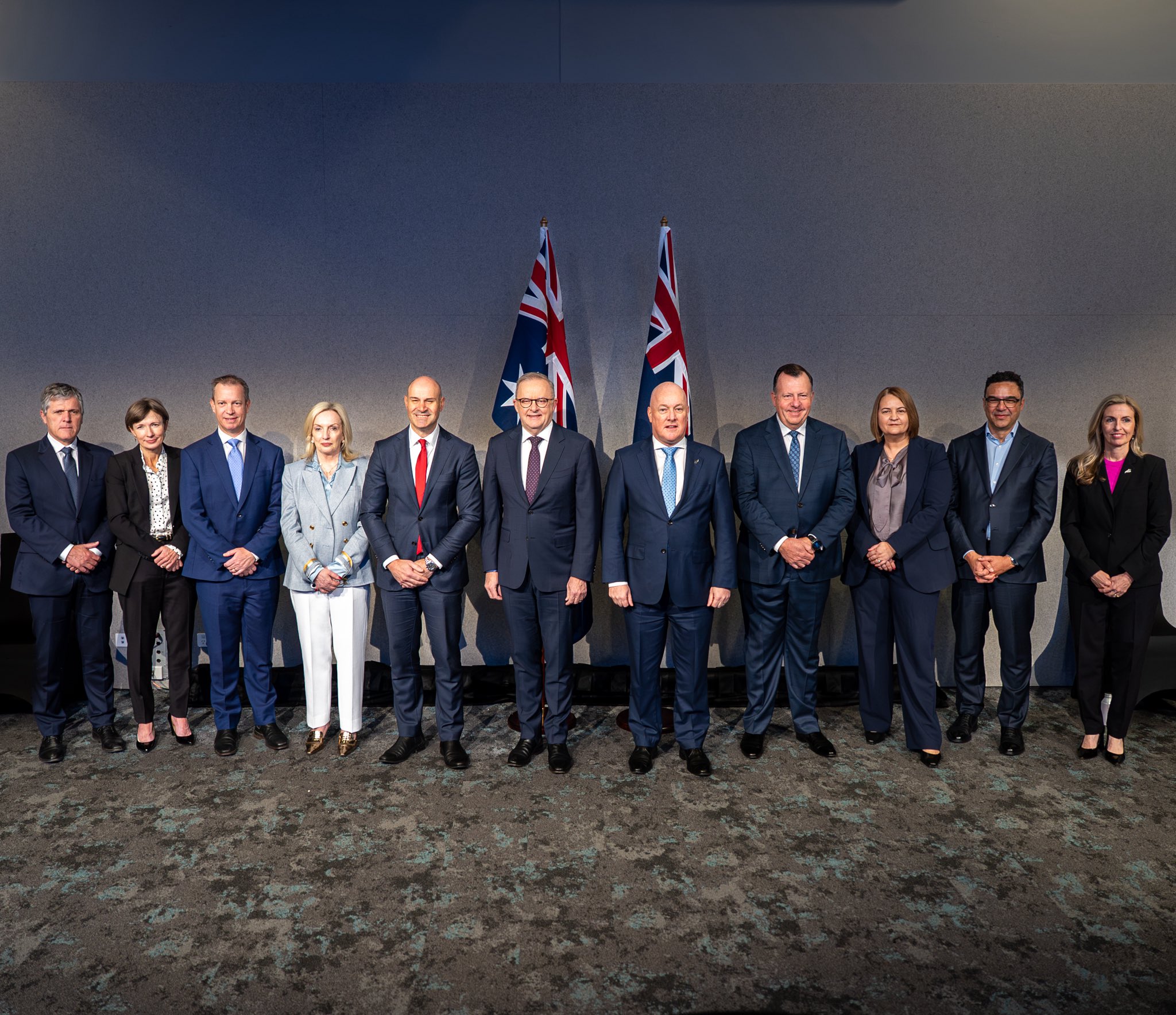 Anthony Albanese and Christopher Luxon with Australian and New Zealand ministers during a meeting focused on creating jobs and strengthening economic cooperation between the two countries..jfif