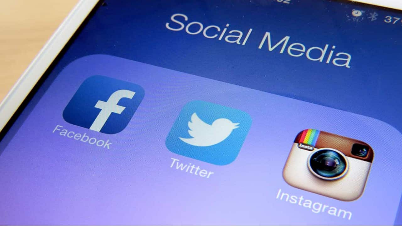 Social media sites have unexpected, under-reported benefits.jpg