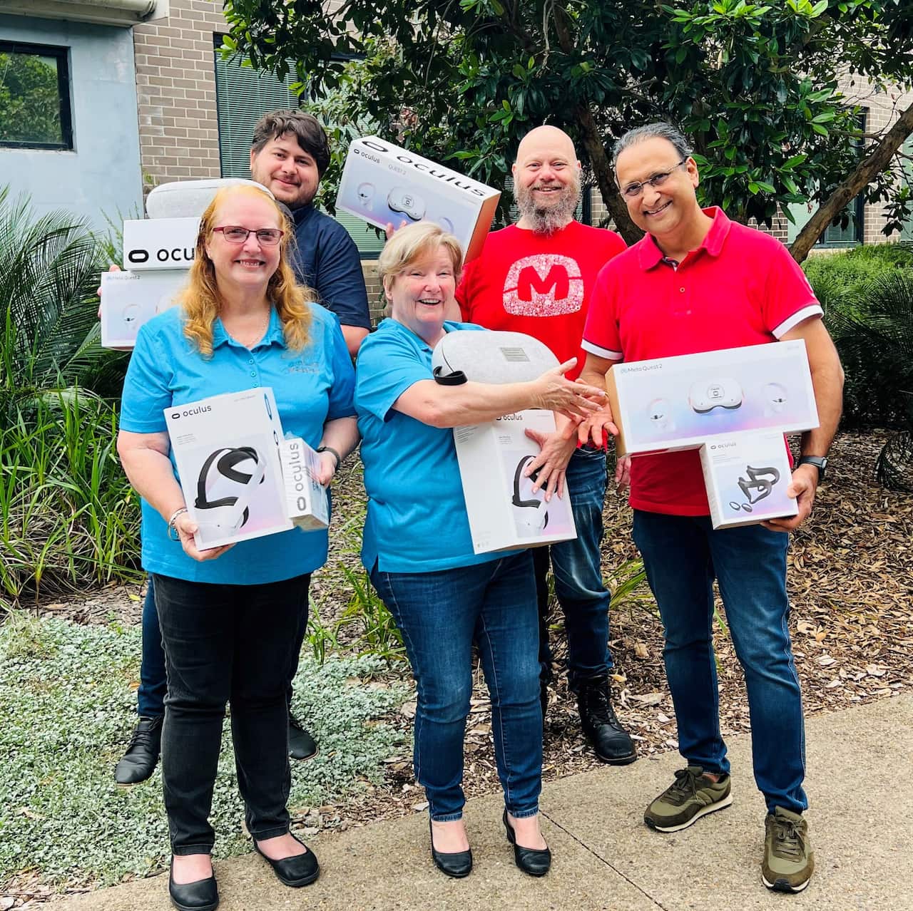 Mobiddition and Our Community Cares teams donating VR sets for palliative care patients at Nepean Hospital (2).jpg