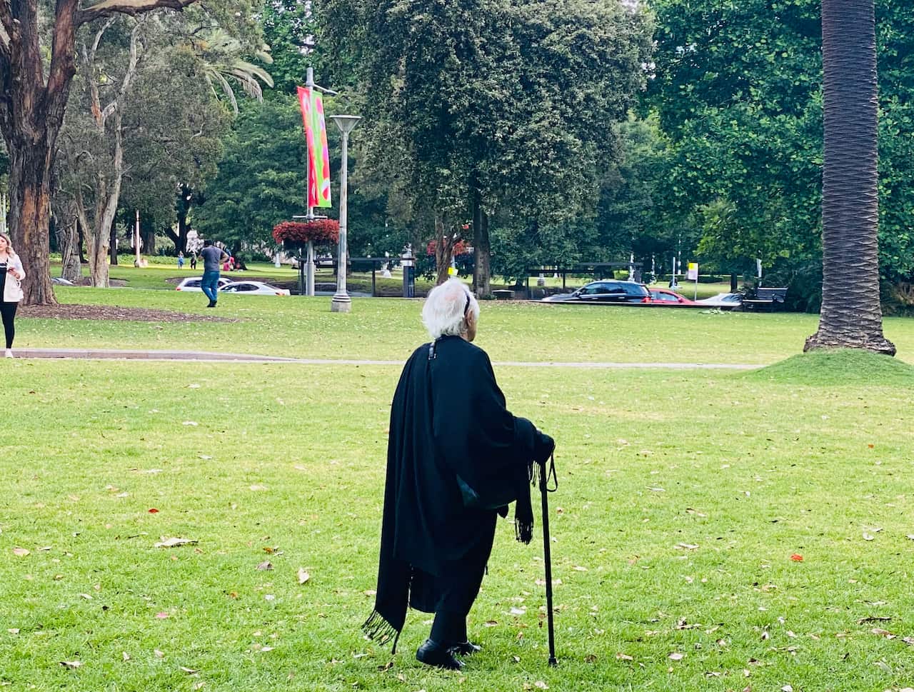 An elderly woman came to protest alone to show her solidarity with the families whose children were killed recently by regime in Iran