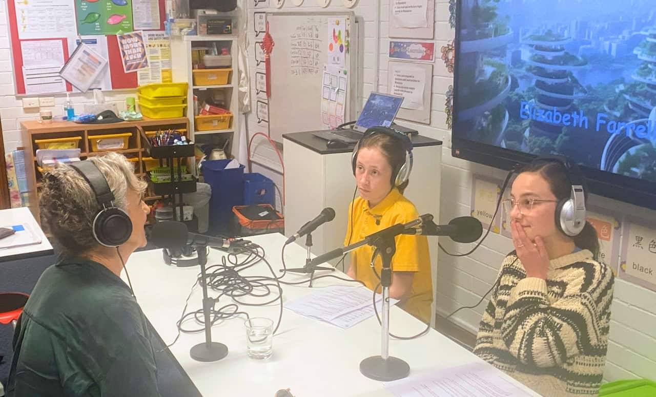 Molly and Myah interviewing Elizabeth Farelly.jpg