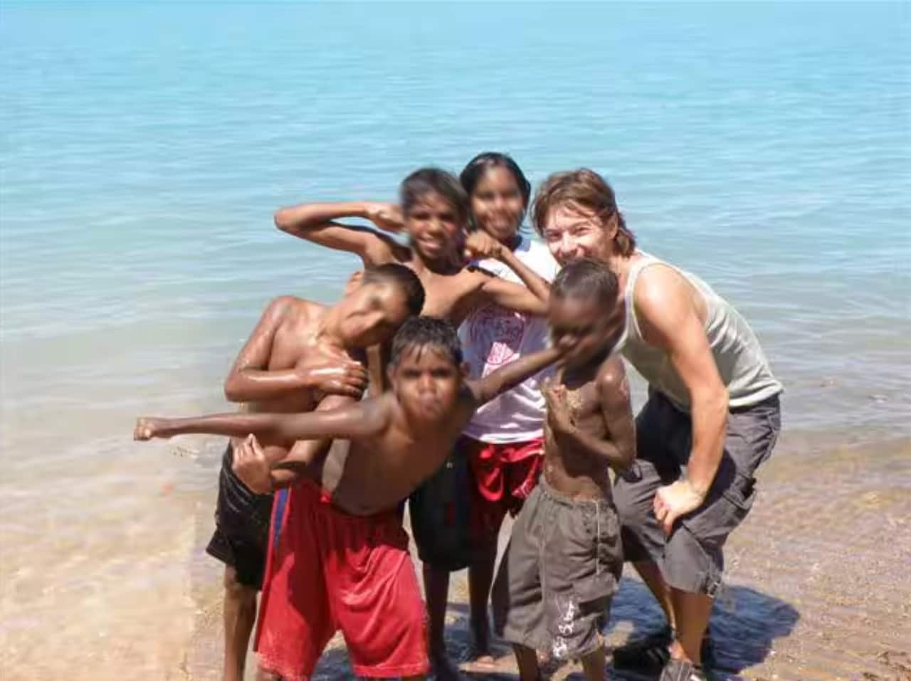 bambini aborigeni BLURRED.jpg