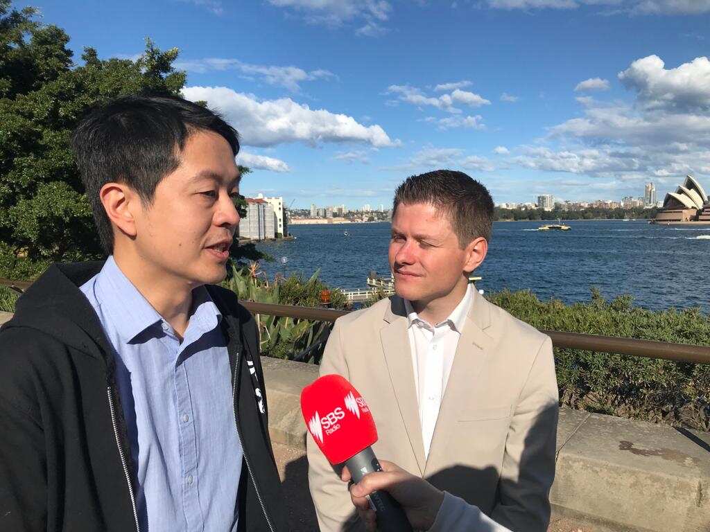 許智峯與協助他潛逃海外的丹麥現任議員斯託加德(Anders Storgaard)