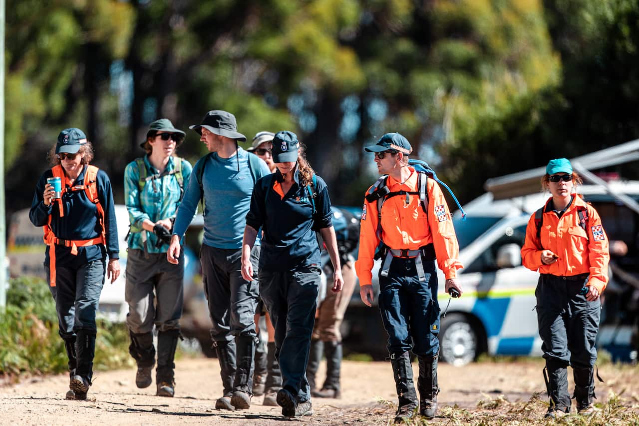 MISSING GIRL SEARCH TASMANIA