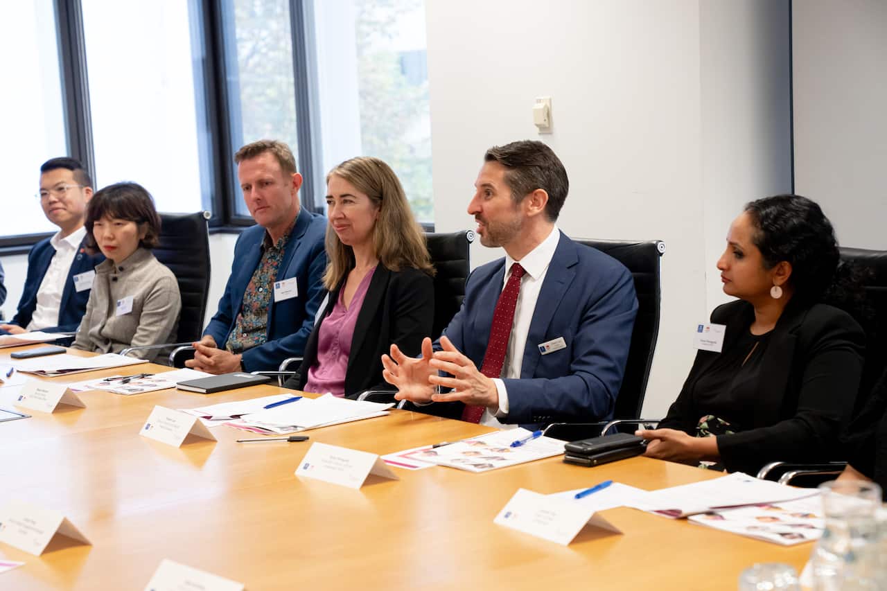 The report discussion was attended by representatives from Department of Foreign Affairs and Trade, Austrade, and businesses interested in entering the Vietnamese market. 