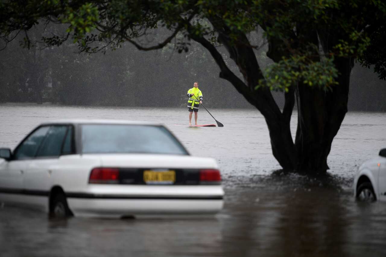 FLOODS NSW