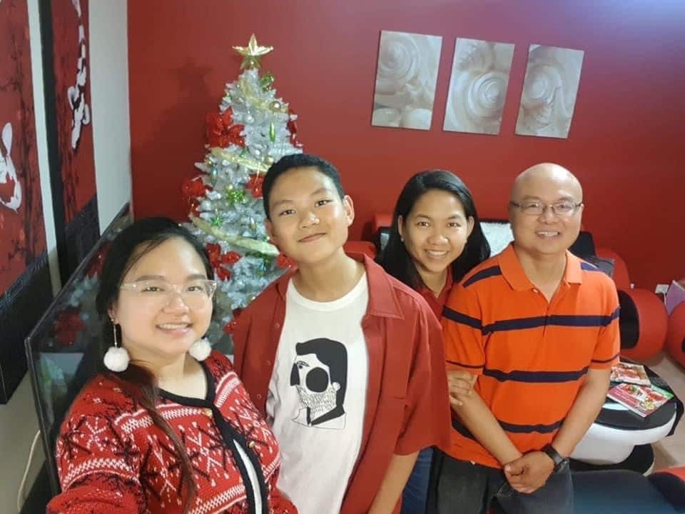 marifi mendiola family photo kids hubby.jpg