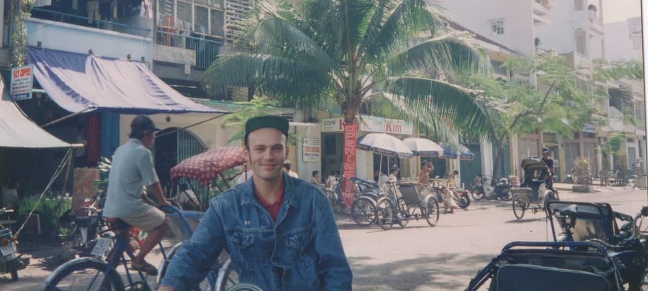 images 1990s-street.jpg