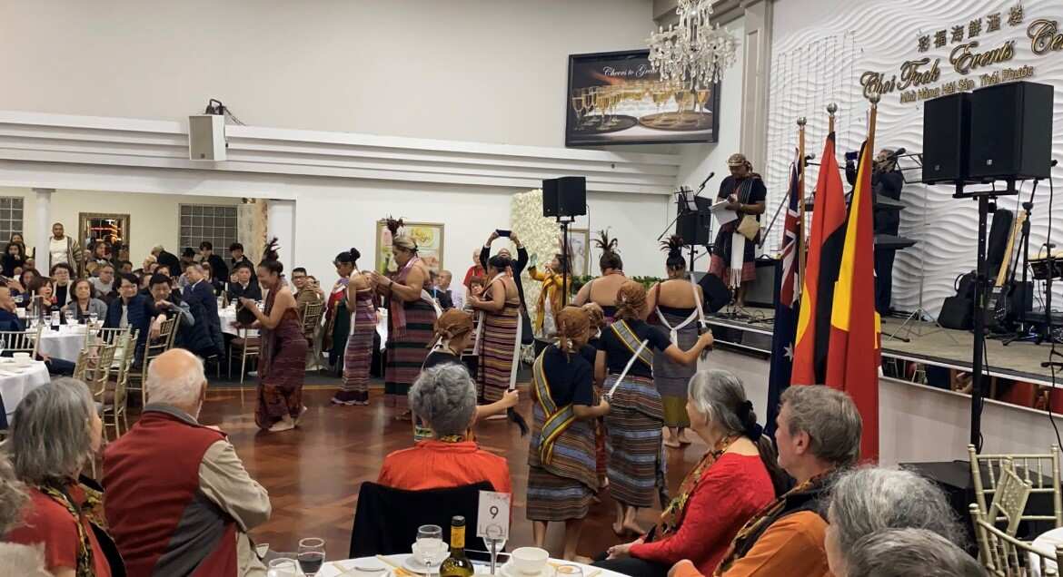 Grupu Tebedai husi Sydney