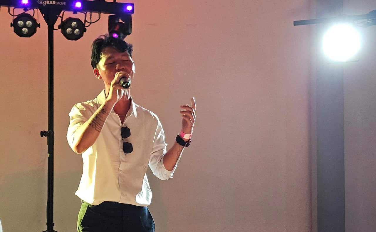 Ye Vaj (SBS Hmong).jpg