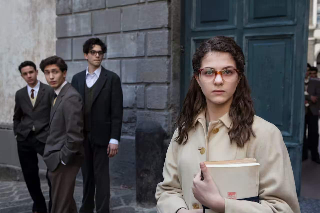 Margherita Mazzucco as the older Elena