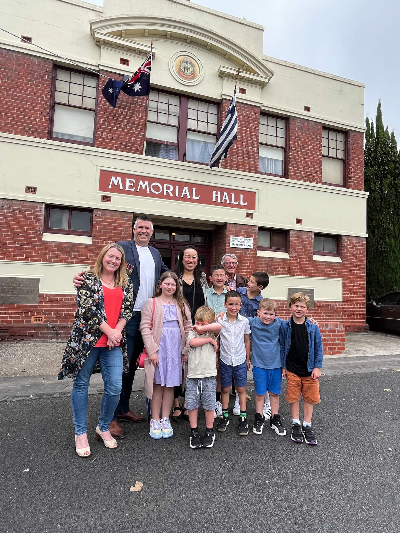 Late Australian veteran Kevin Byrne's extended family at the Hellenic RSL, Melbourne, November 2023 / SBS Greek / Panos Apostolou