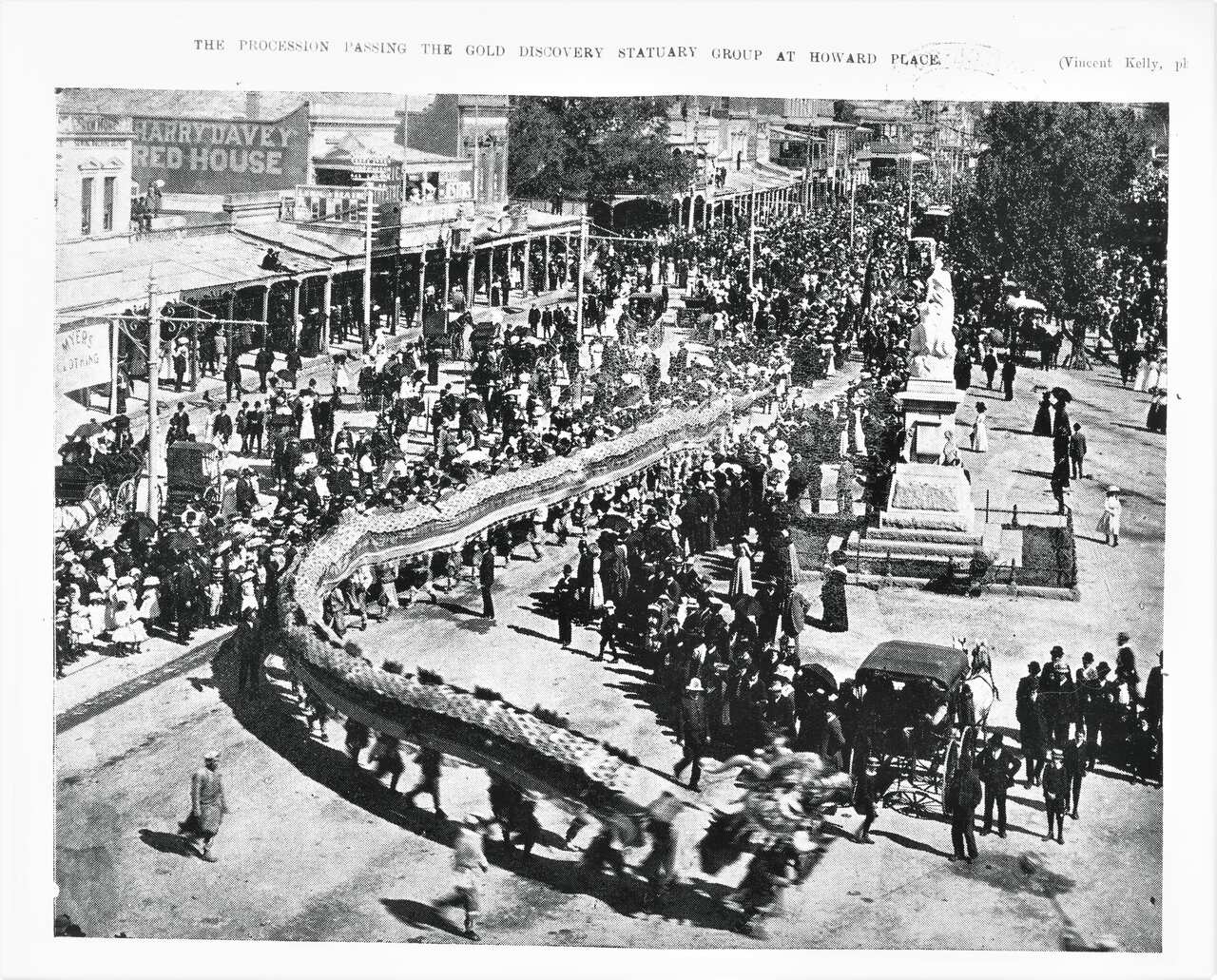 1910 Loong MF0024.jpg