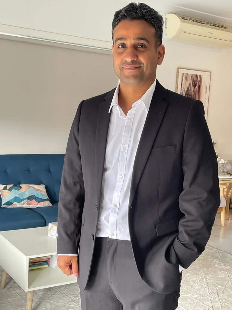 Adel Al Guhani Arabic coffee expert.jpg