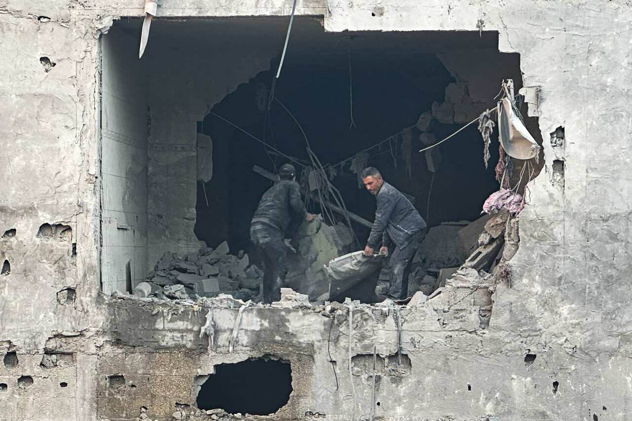 Palestinian Territories: Military strike on Gaza Strip